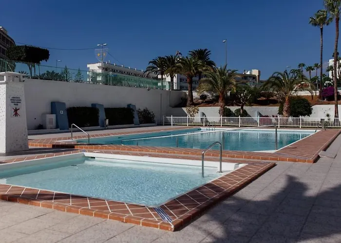 Апартаменти Tinache Suite219 Con Piscina Yumbo Плайя-дель-Інглес