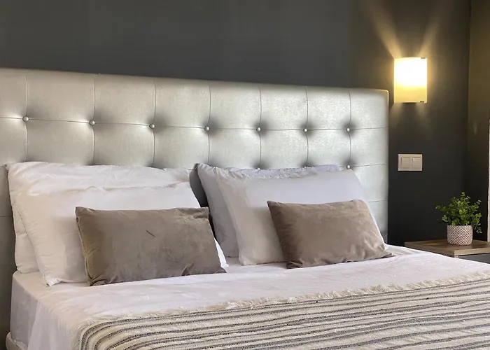 Tinache Suite219 Con Piscina Yumbo *