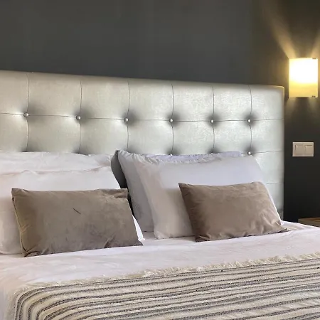 Tinache Suite219 Con Piscina Yumbo *